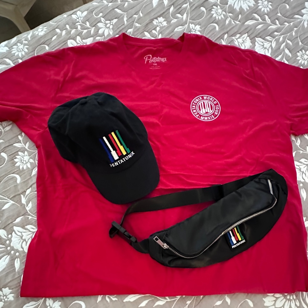 PENTATONIX 2019 World Tour - T-Shirt + Belt Bag + Hat - Unworn and Unused.
